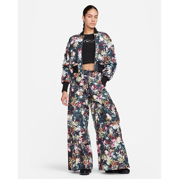 Nike Tech Pack Women's Floral Bomber Jacket Reversible Floral Jacket S NWOT - Picture 1 of 13